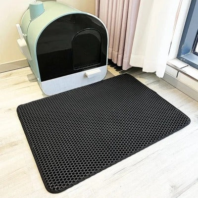 tapis-litière-chat-noir